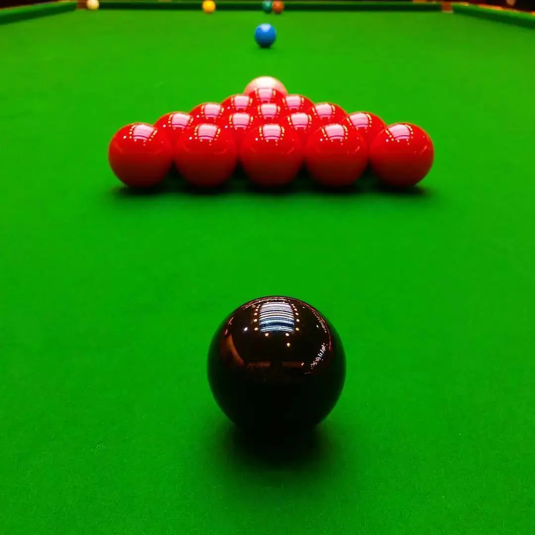 吕昊天VS利利：2023斯诺克国锦赛资格赛燃情对决，谁能晋级？